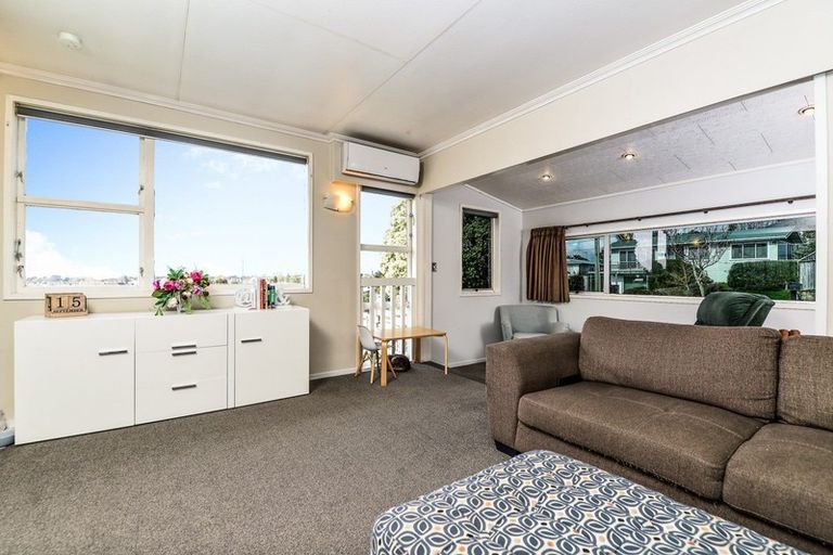 Photo of property in 42 Blomfield Street, Nawton, Hamilton, 3200