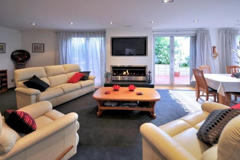 Photo of property in 7 Ellice Road, Totara Vale, Auckland, 0629