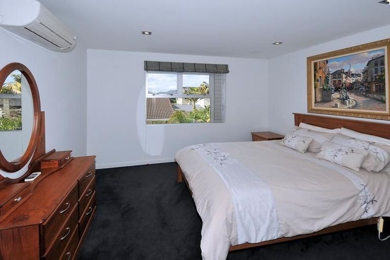 Photo of property in 7 Ellice Road, Totara Vale, Auckland, 0629