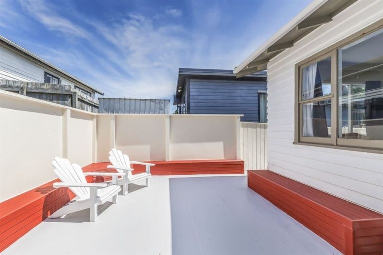 Photo of property in 5 Mako View, Titahi Bay, Porirua, 5022