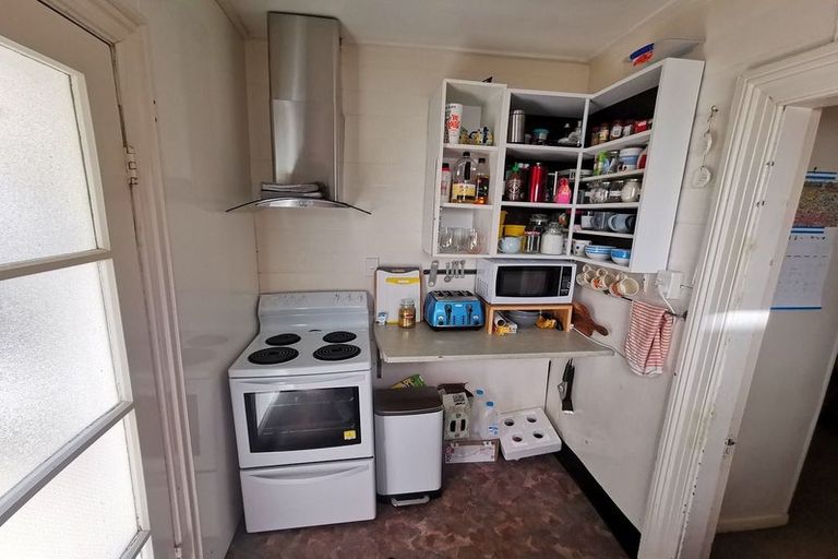 Photo of property in 47 Aurora Terrace, Kelburn, Wellington, 6012