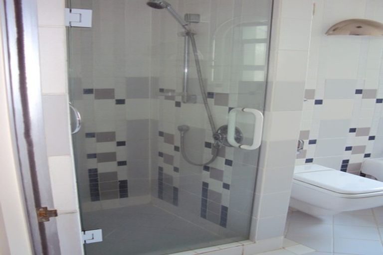 Photo of property in 346 Oriental Parade, Oriental Bay, Wellington, 6011