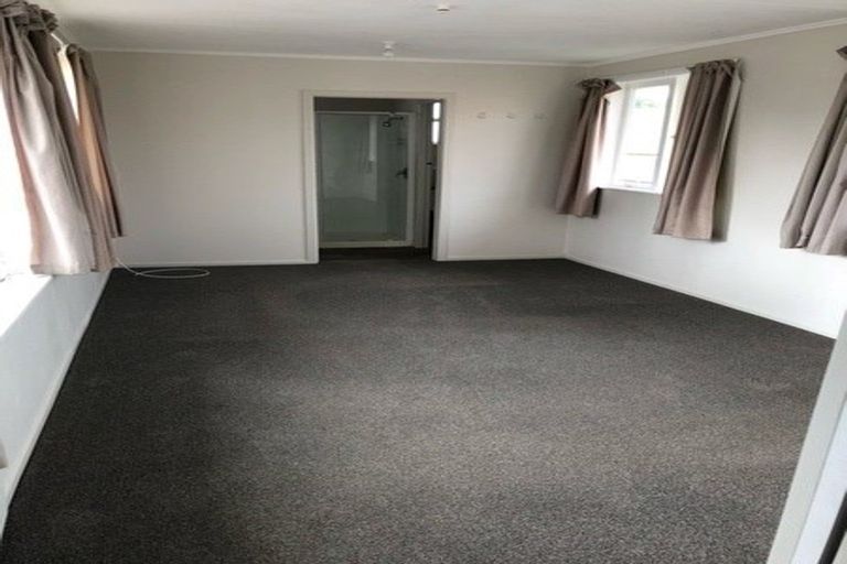 Photo of property in 8 Elizabeth Street, Papakura, 2110