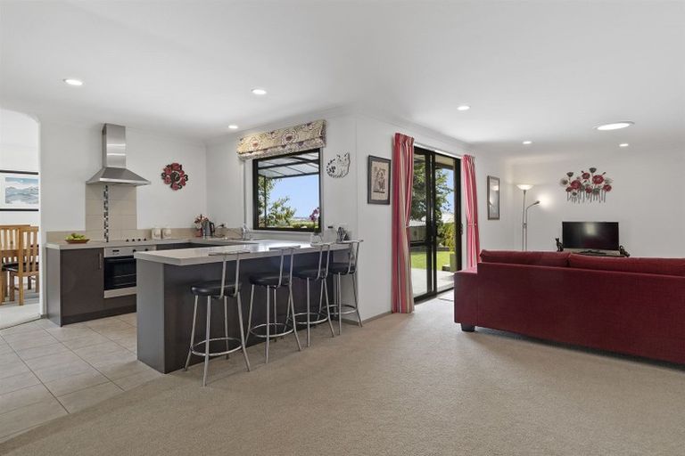 Photo of property in 49 Discovery Avenue, Welcome Bay, Tauranga, 3112