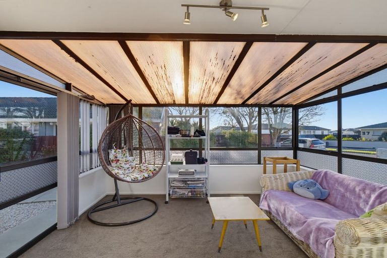 Photo of property in 30 Saint Heliers Crescent, Aranui, Christchurch, 8061