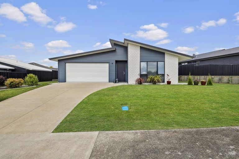 Photo of property in 14 Windermere Drive, Te Awamutu, 3800