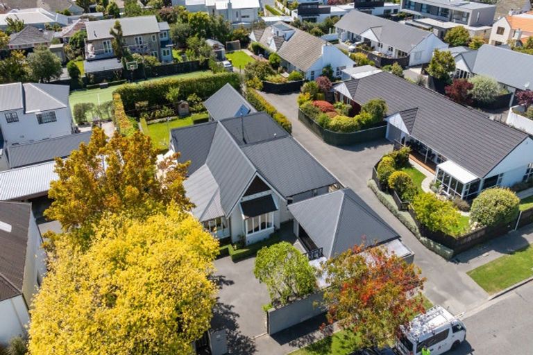 Photo of property in 100 Winchester Street, Merivale, Christchurch, 8014