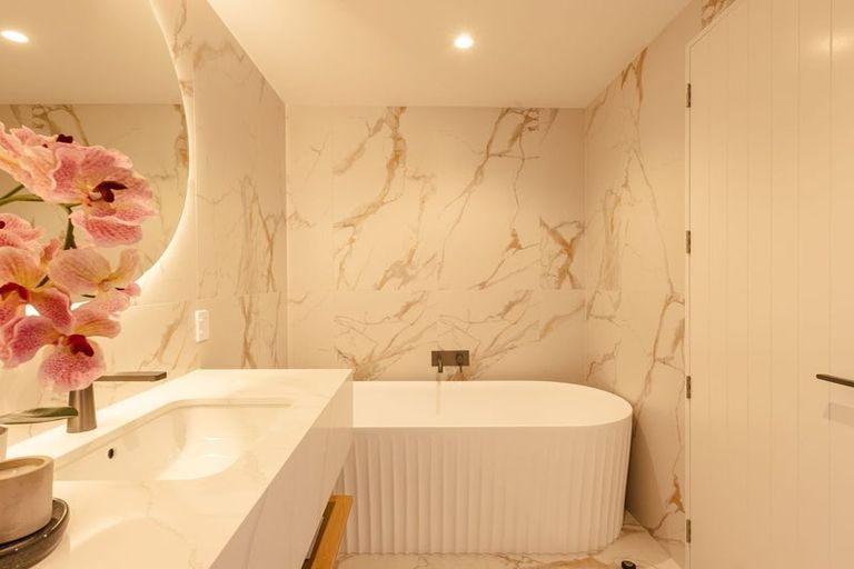 Photo of property in 4/146 Straven Road, Fendalton, Christchurch, 8014