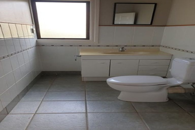 Photo of property in 165 Pine Valley Road, Dairy Flat, Silverdale, 0992