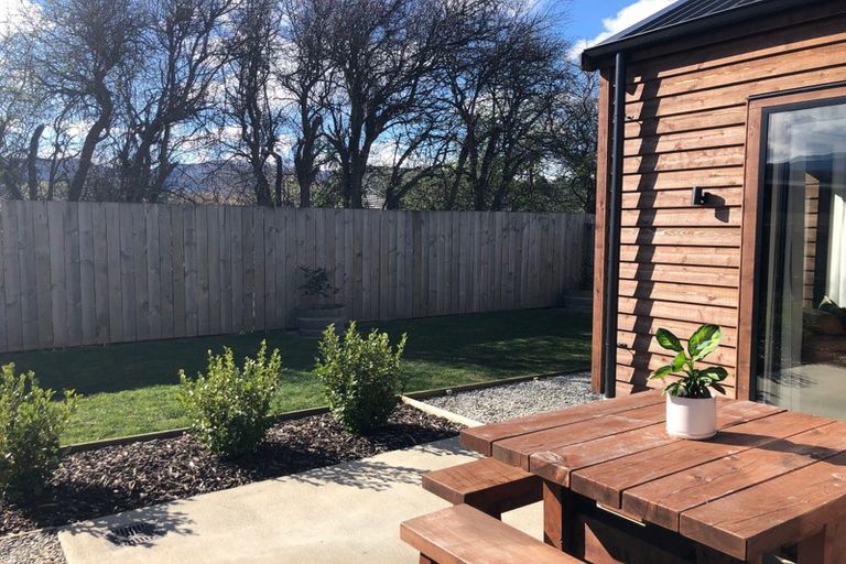 Photo of property in 9 Dewar Street, Lake Hayes, Queenstown, 9304