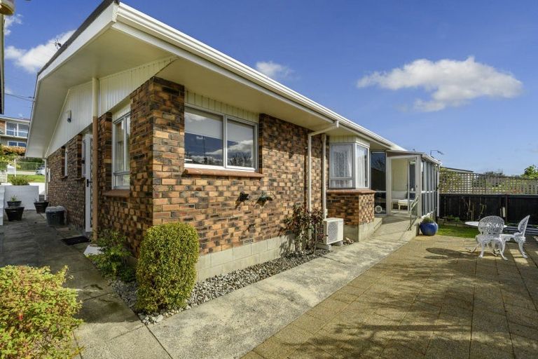 Photo of property in 23 Western Road, Bellevue, Tauranga, 3110