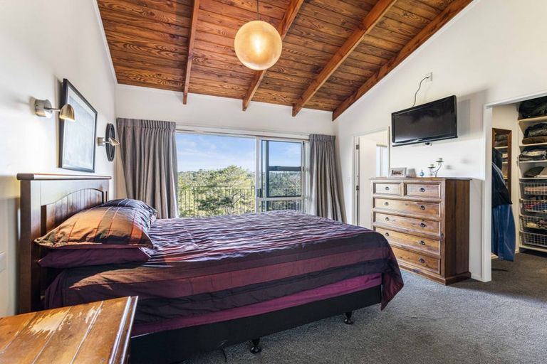 Photo of property in 23 Crows Road, Swanson, Auckland, 0614