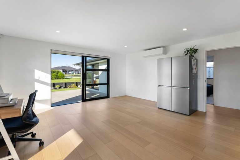Photo of property in 83 Harriet Johnston Drive, Pokeno, 2402