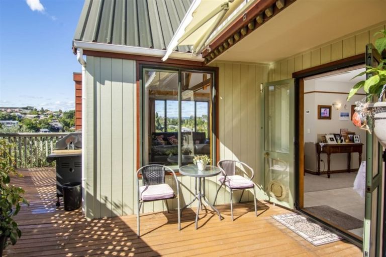 Photo of property in 8b Lemon Grove Avenue, Otumoetai, Tauranga, 3110