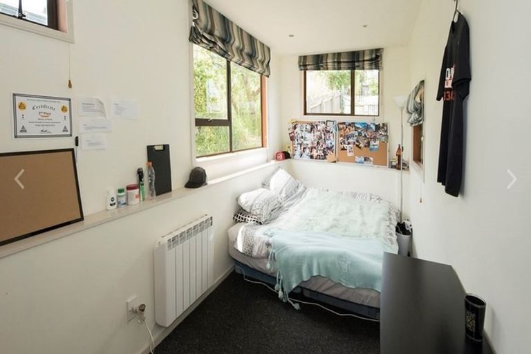 Photo of property in 37 Walter Street, The Glen, Dunedin, 9011