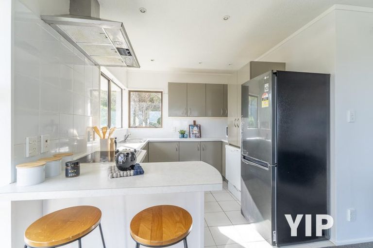 Photo of property in 13b Glenwood Grove, Woodridge, Wellington, 6037