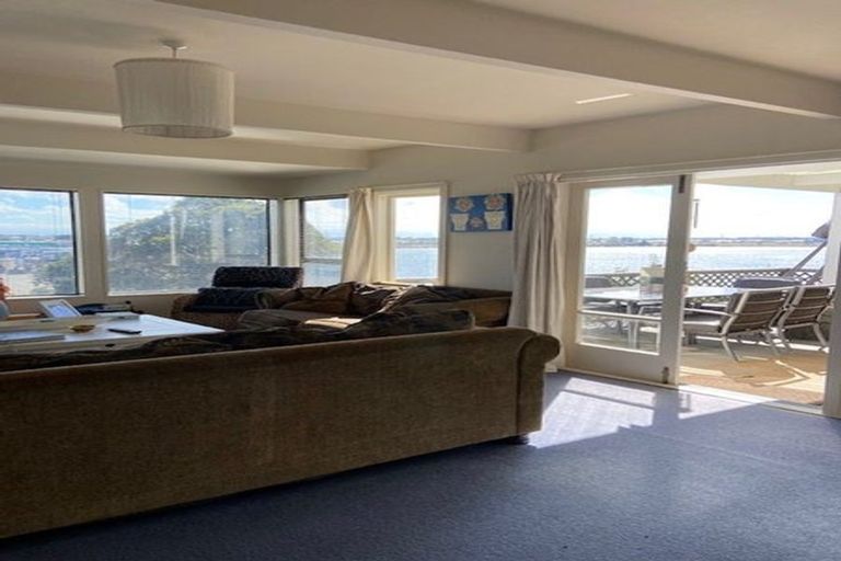 Photo of property in 7 Ferrymead Terrace, Ferrymead, Christchurch, 8081