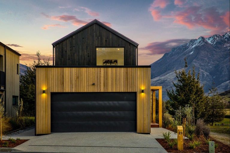Photo of property in 23 Soudley Court, Jacks Point, Queenstown, 9371