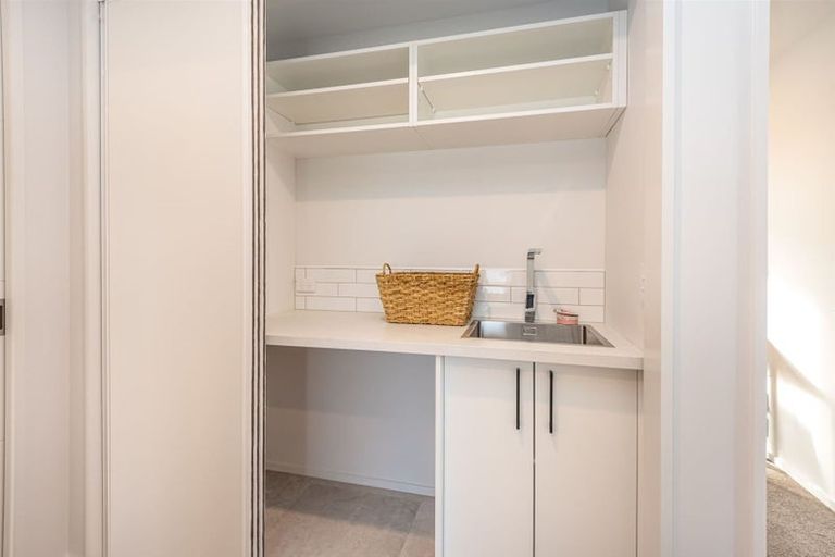 Photo of property in 3/27 Springfield Road, St Albans, Christchurch, 8014