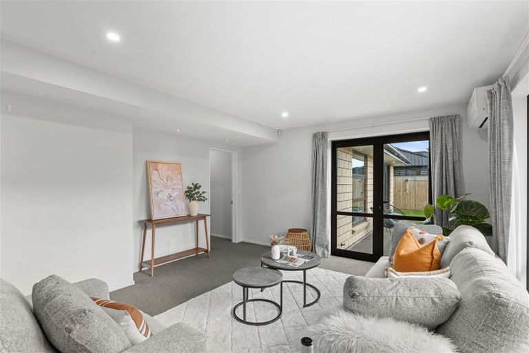 Photo of property in 17 Allied Road, Halswell, Christchurch, 8025