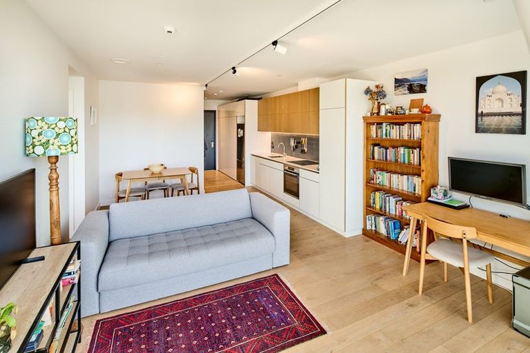 Photo of property in Victoria Lane Apartments, 706/161 Victoria Street, Te Aro, Wellington, 6011