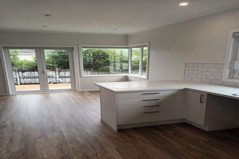 Photo of property in 25b High Street West, Waitara, 4320