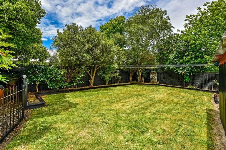 Photo of property in 50 Radiata Avenue, Parklands, Christchurch, 8083