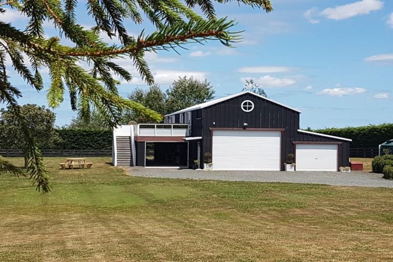 Photo of property in 381 Batty Road, Karaka, Papakura, 2580