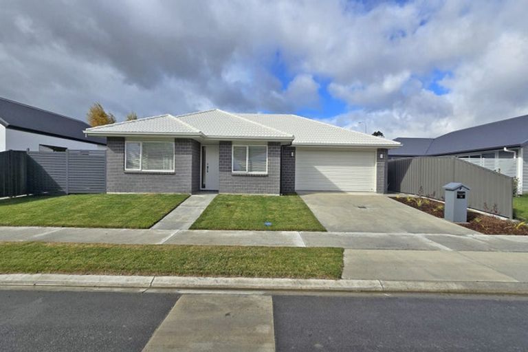 Photo of property in 14 George Yee Place, Taradale, Napier, 4112