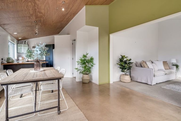 Photo of property in 14 Glencarron Place, Bethlehem, Tauranga, 3110