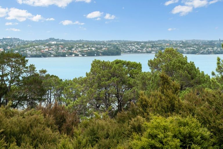 Photo of property in 127 Onetaunga Road, Chatswood, Auckland, 0626