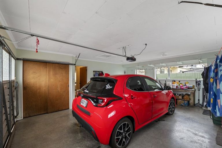 Photo of property in 1/36 Tukapa Street, Westown, New Plymouth, 4310