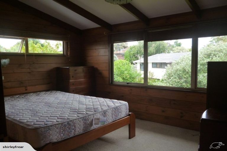 Photo of property in 13 Booker Place, Weymouth, Auckland, 2103