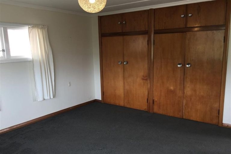 Photo of property in 37 Kiwi Road, Raumati Beach, Paraparaumu, 5032