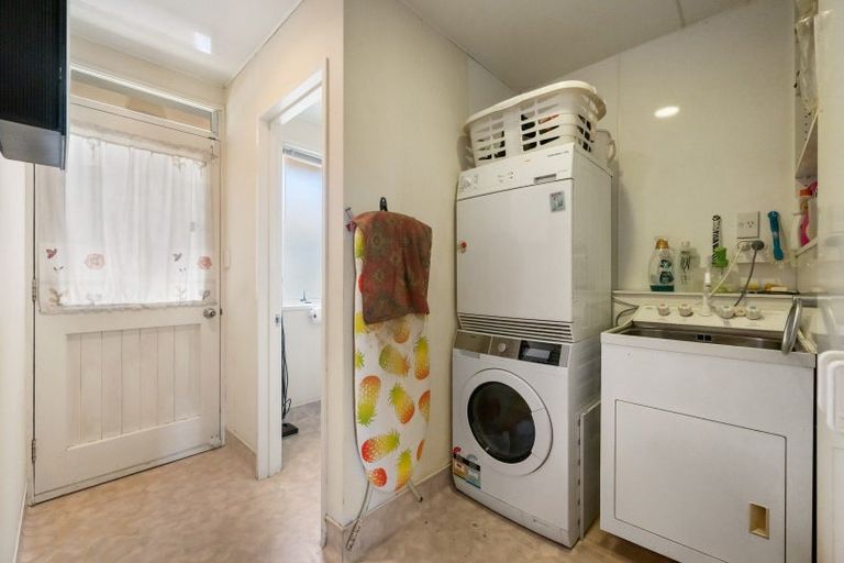 Photo of property in 16 Wilkin Road, Wanaka, 9305