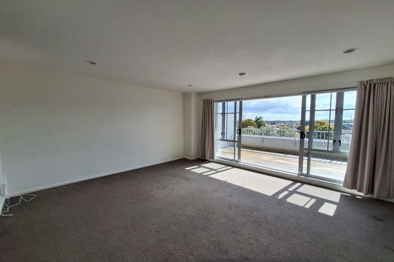 Photo of property in 1b/3 Keystone Avenue, Mount Roskill, Auckland, 1041