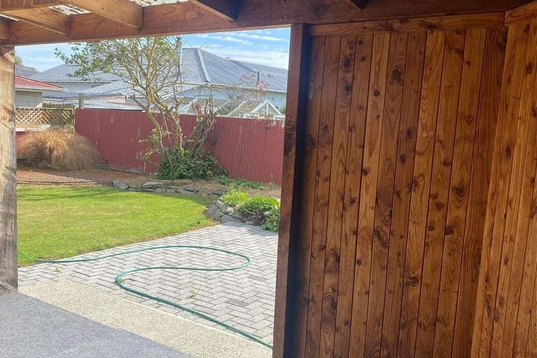 Photo of property in 16 Maude Street, Waimate, 7924