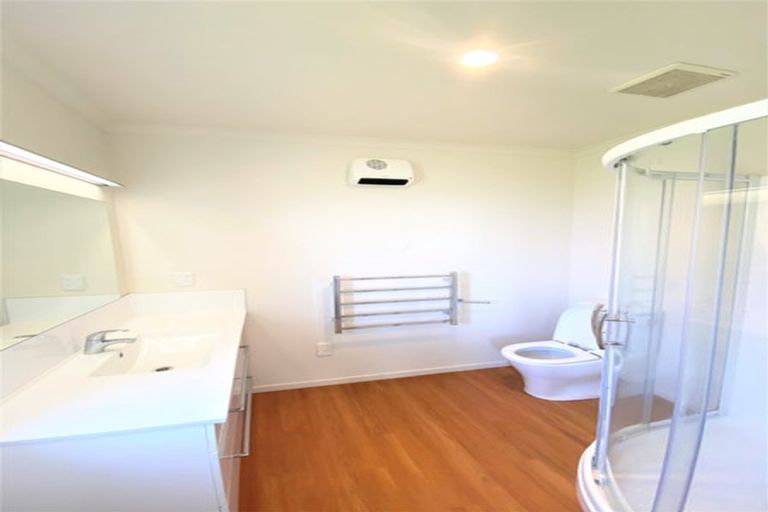 Photo of property in 22 Somerville Crescent, Aidanfield, Christchurch, 8025