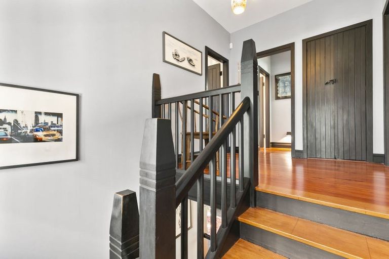 Photo of property in 43 Pirie Street, Mount Victoria, Wellington, 6011