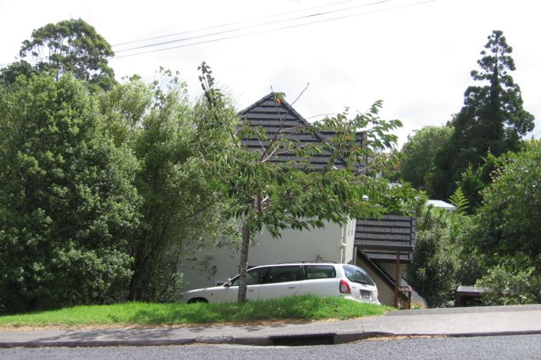 Photo of property in 1/15 Kenmure Avenue, Forrest Hill, Auckland, 0620