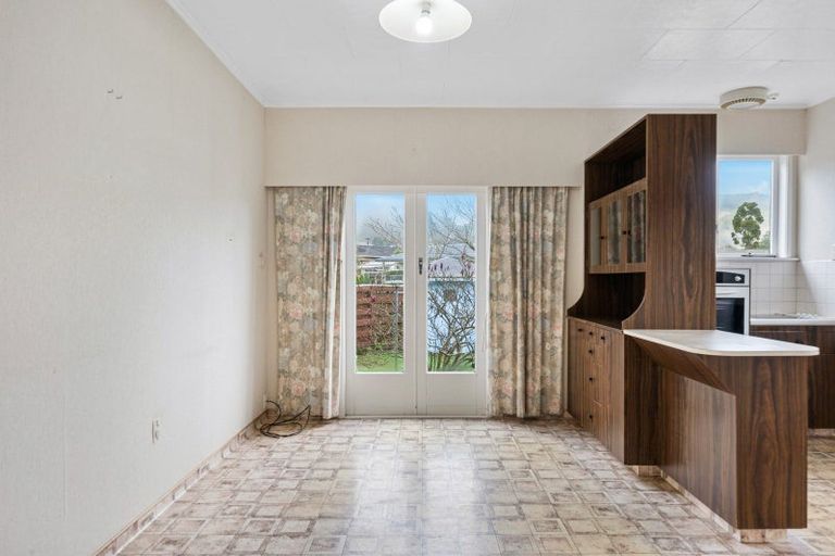 Photo of property in 4 Milton Street, Stokes Valley, Lower Hutt, 5019