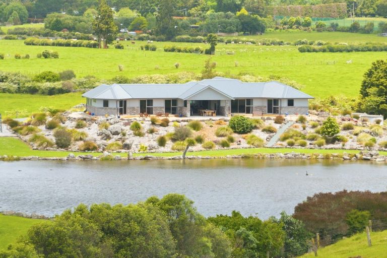 Photo of property in 208 Tatton Road, Maungatapere, Whangarei, 0179