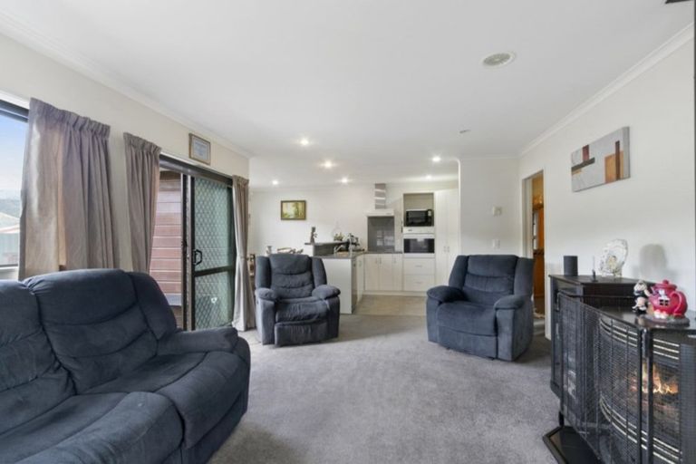 Photo of property in 13 Woodland Grove, Wainuiomata, Lower Hutt, 5014