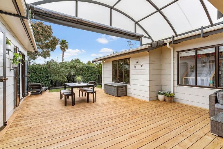 Photo of property in 25 Sunningdale Street, Wattle Downs, Auckland, 2103