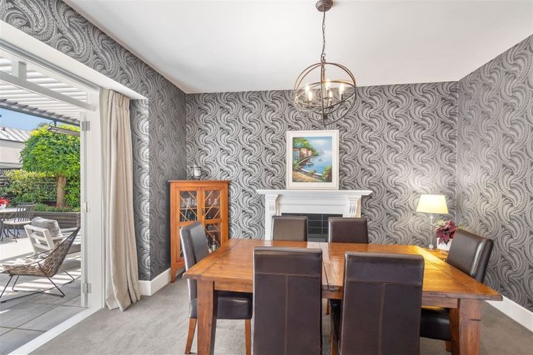 Photo of property in 29 Clissold Street, Merivale, Christchurch, 8014