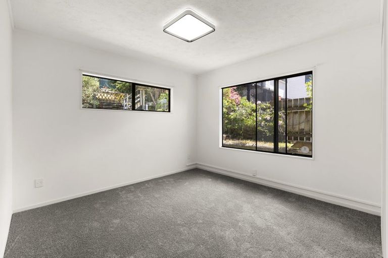 Photo of property in 16 Kokako Place, Taradale, Napier, 4112