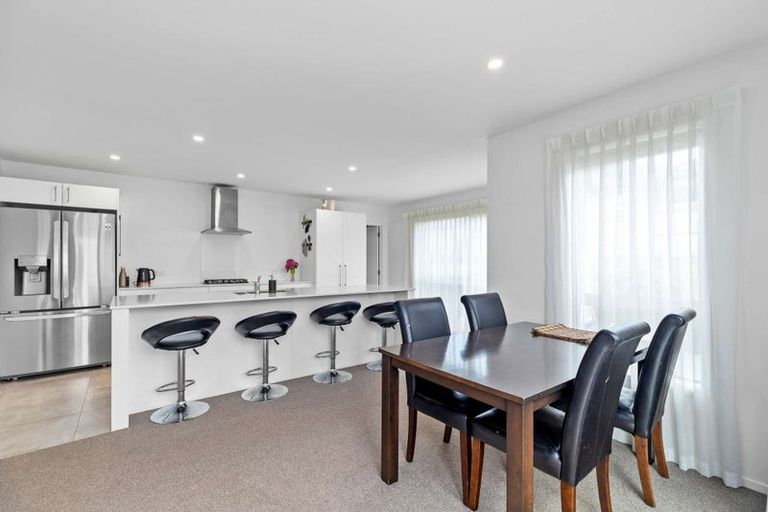 Photo of property in 22 Waitahu Rise, Pukekohe, 2120