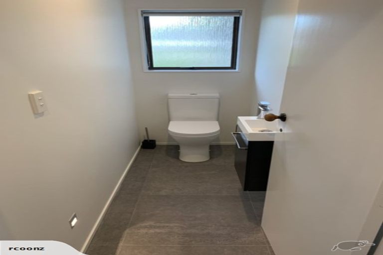 Photo of property in 16b Clare Street, Cambridge, 3434