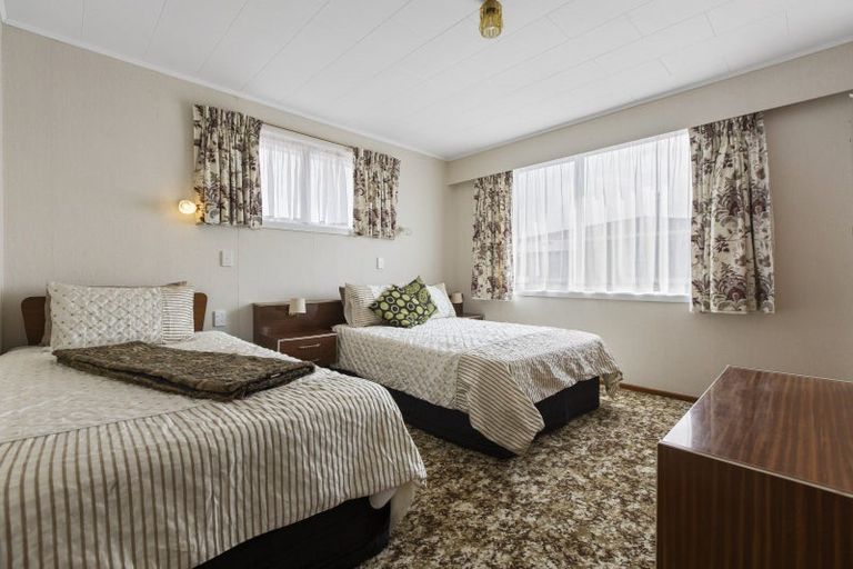 Photo of property in 9 Severn Place, Spotswood, New Plymouth, 4310