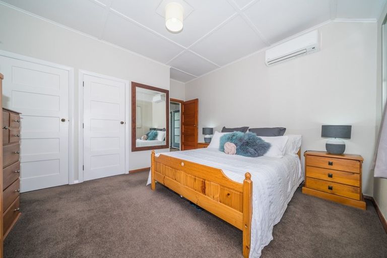 Photo of property in 57 Manson Street, Terrace End, Palmerston North, 4410